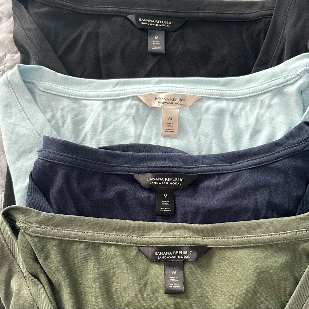Banana Republic set of 4 Sandwash Modal Tanks size M